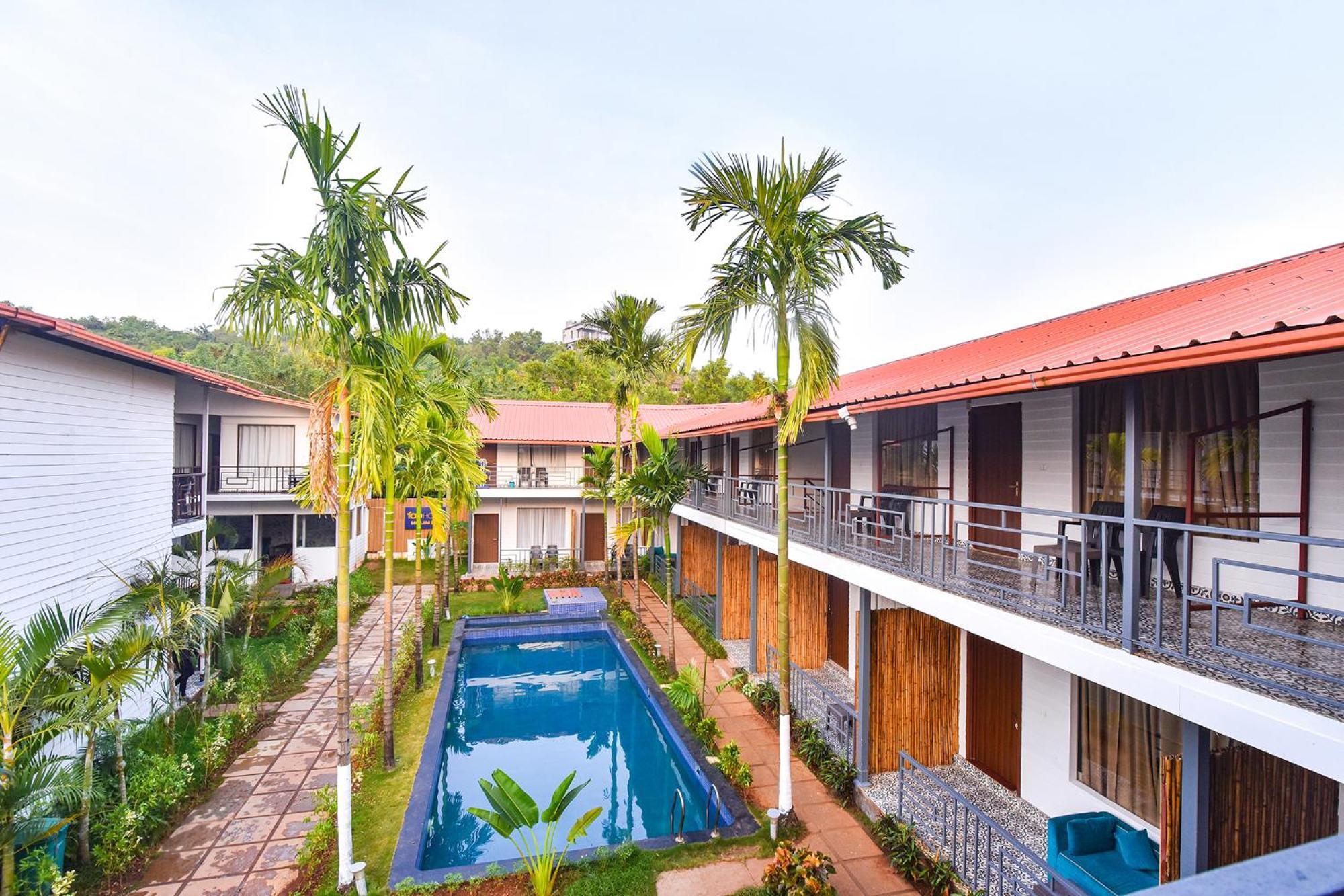 Fabhotel Morjim Bliss - 500M From Morjim Beach Eksteriør bilde